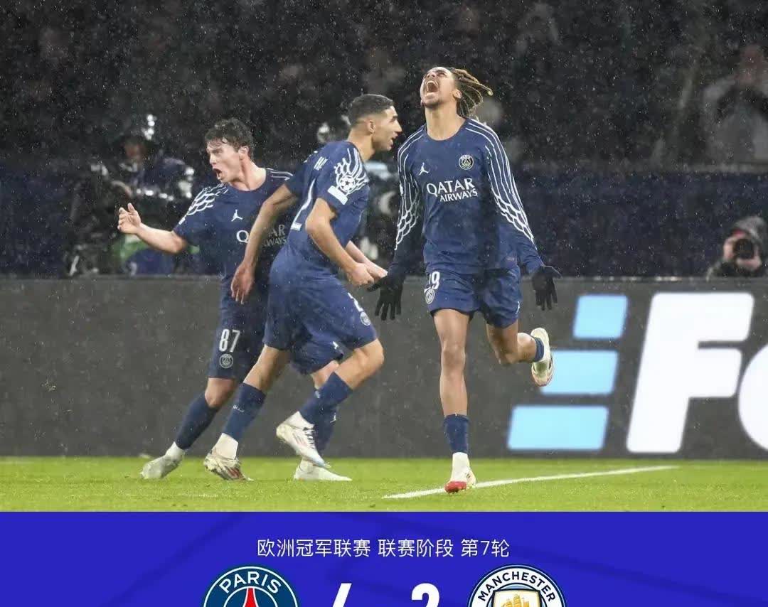 包含巴黎圣日耳曼战胜强敌，领跑小组！的词条