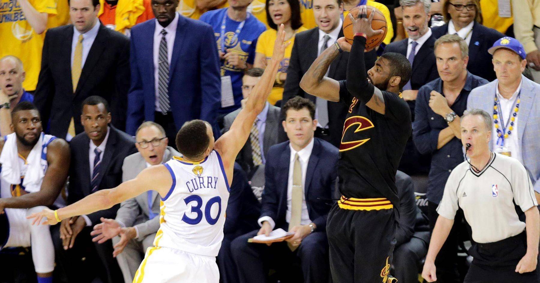 开云平台-篮网大胜魔术，欧文全场最高得分。