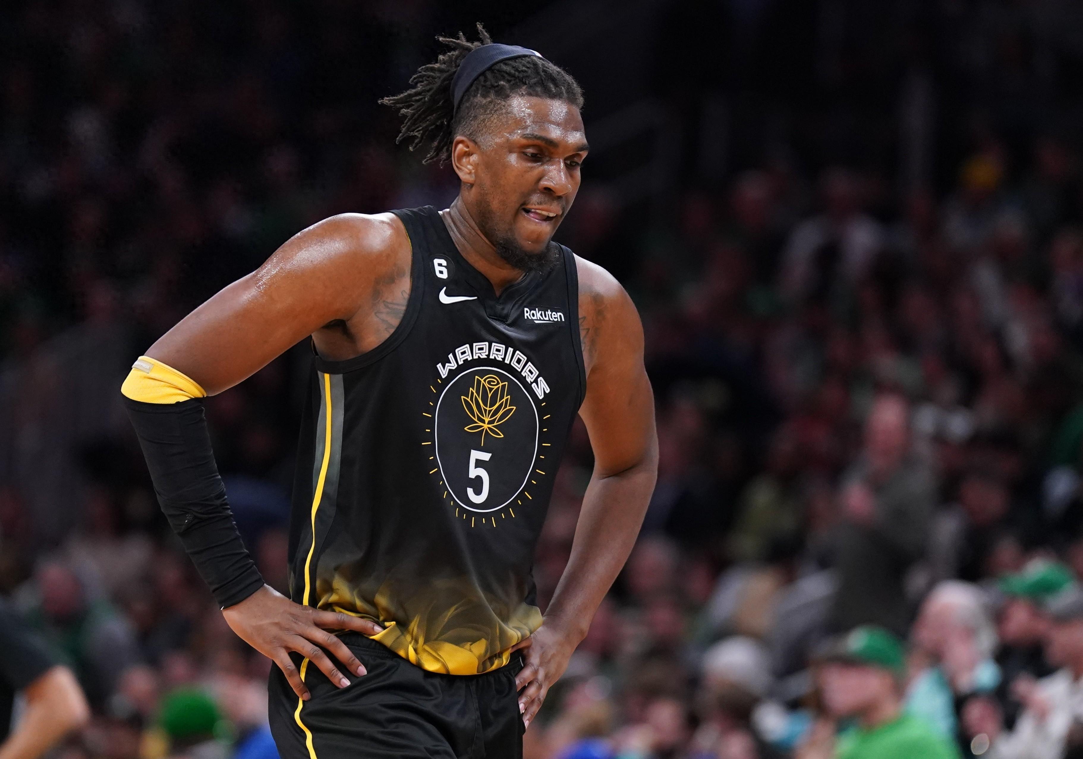 开云体育入口-勇士惨败凯尔特人，库里独独打出火花