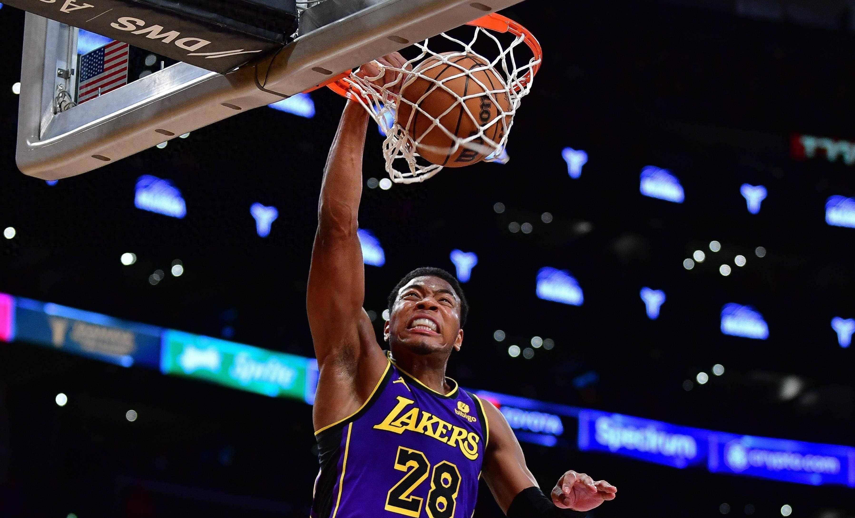 开云下载-开拓者惨败湖人，连续两败