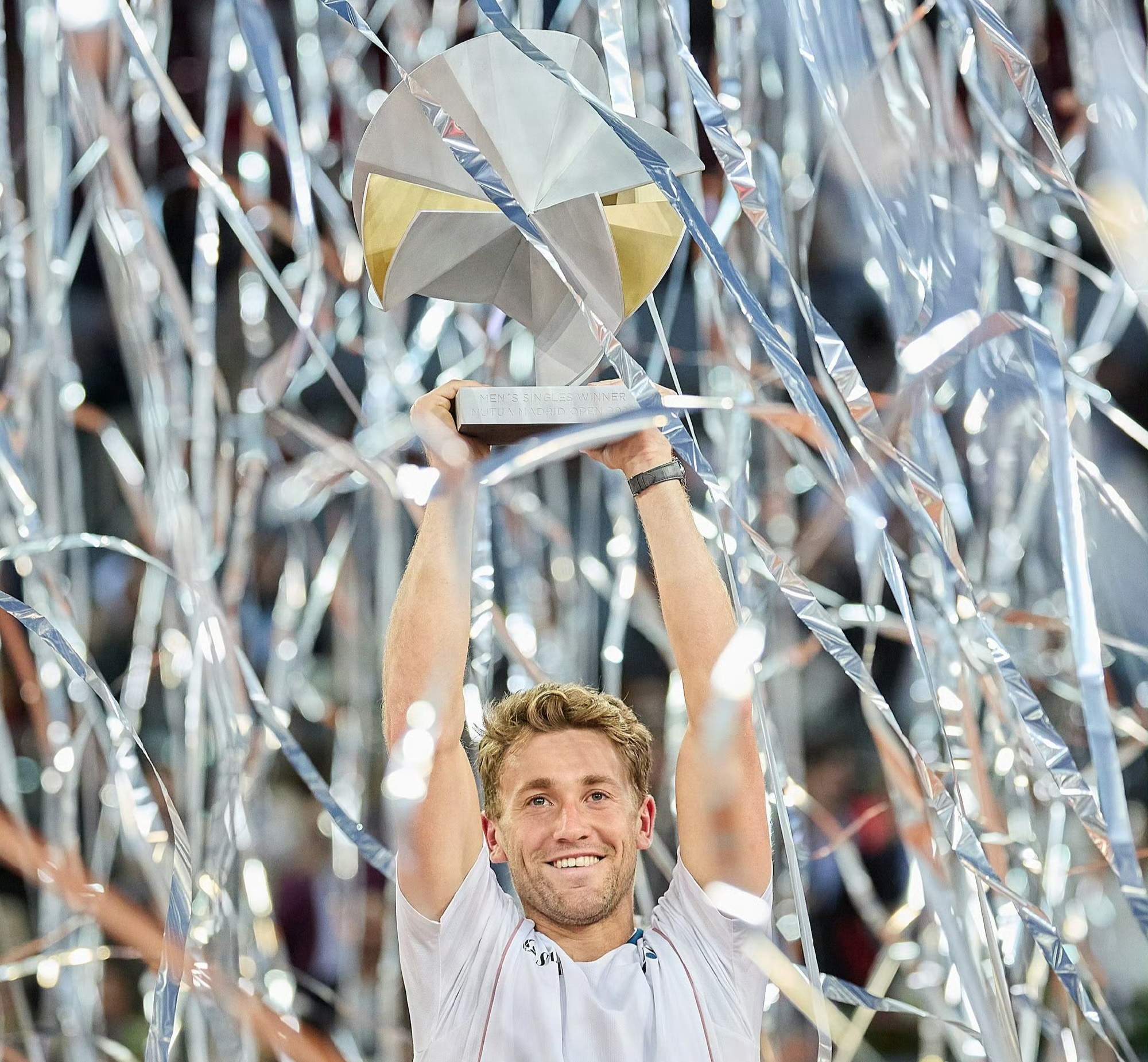 开云平台-年终总决赛险胜蒙特卡洛大师赛，鲁德高光表现