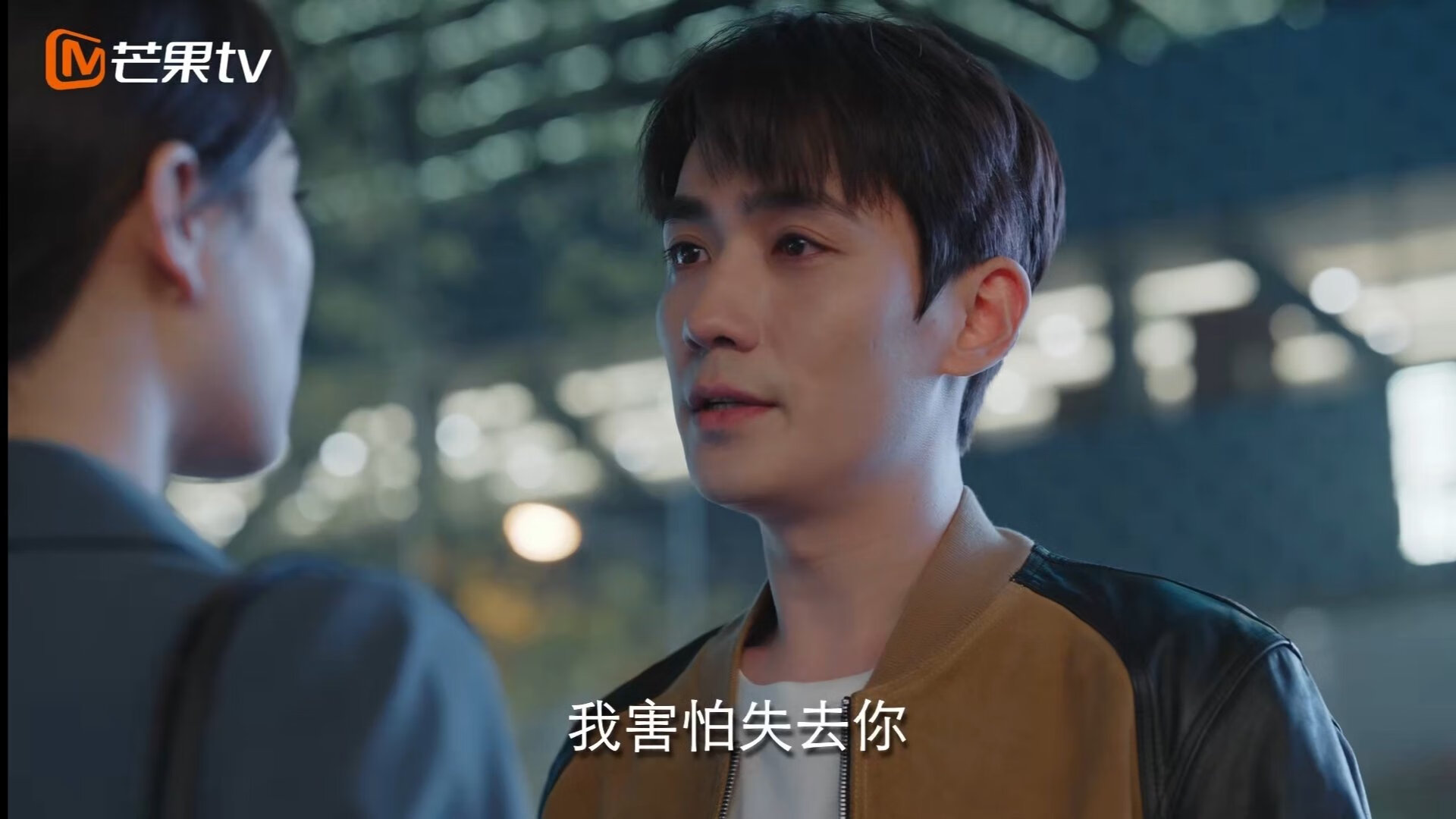 浓眉狂轰滥炸统治内线,76人铁桶阵锁死广厦队取国际邀请赛大胜