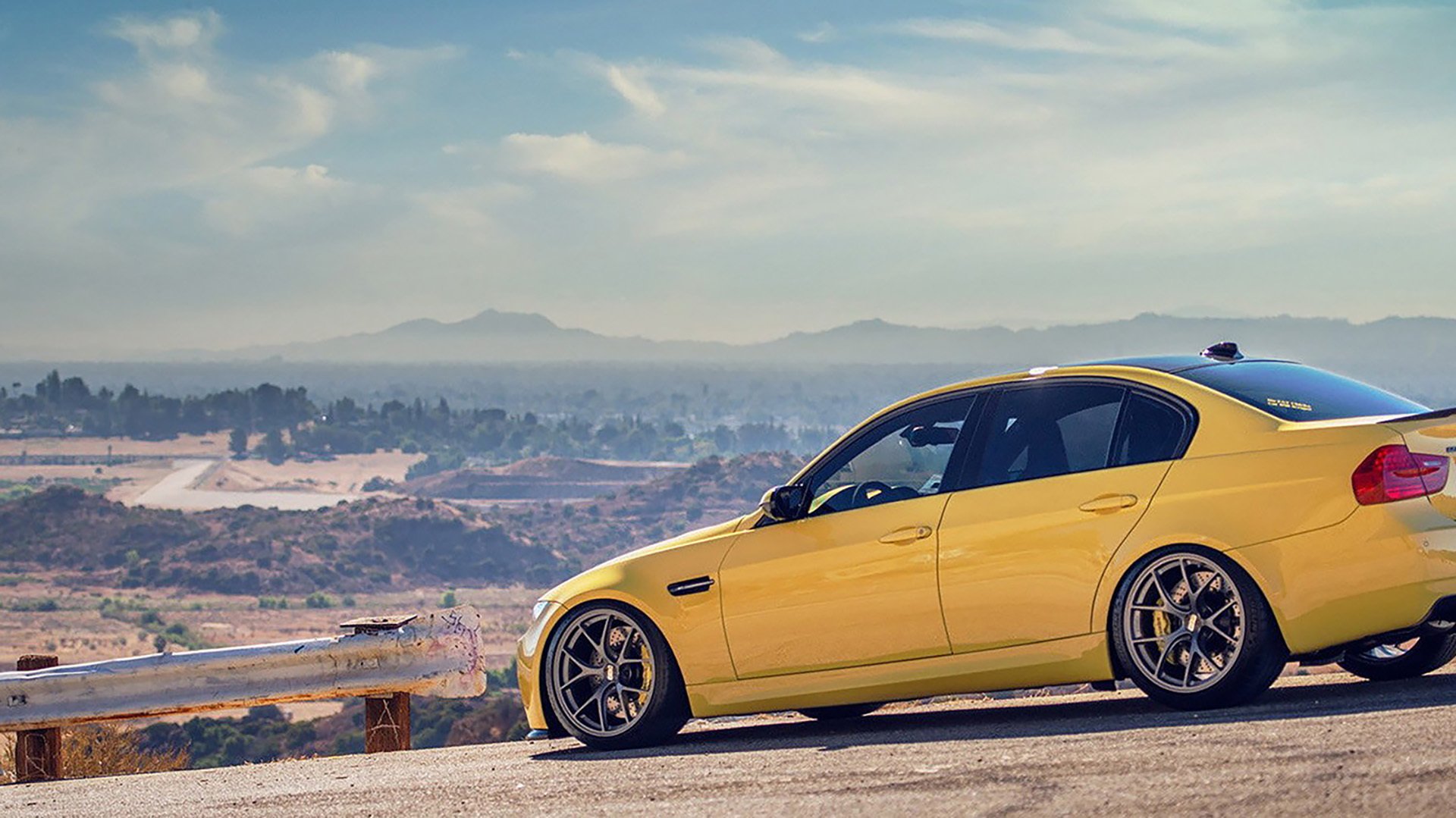 当足球场化为篮球馆，萨拉赫末节狂飙，莱比锡红牛稳稳击败美国明星队