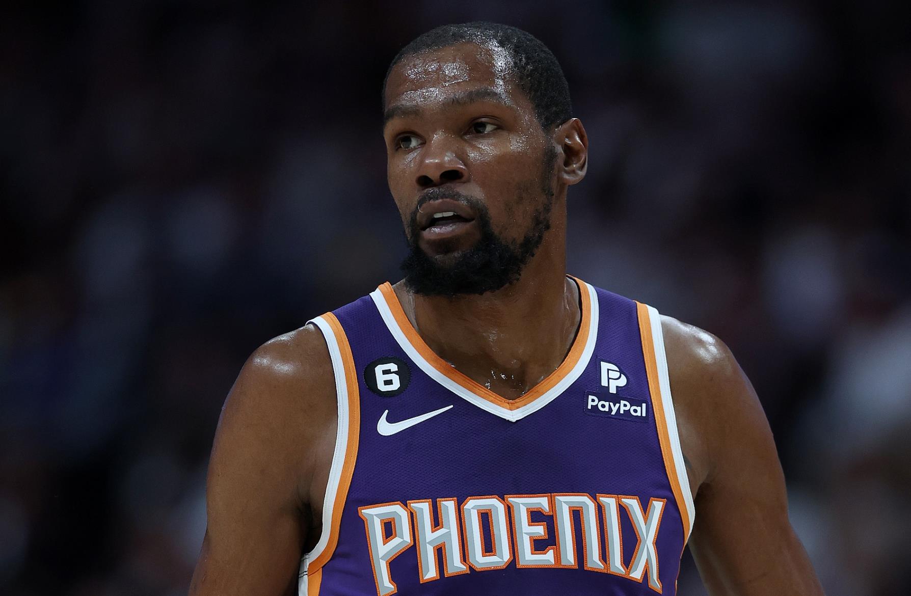 开云体育官网-杜兰特带动全队节奏，新疆队加时取胜太阳