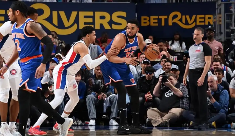 骑士火力压制尼克斯,布伦森成为关键先生 骑士火力压制尼克斯,布伦森成为关键先生