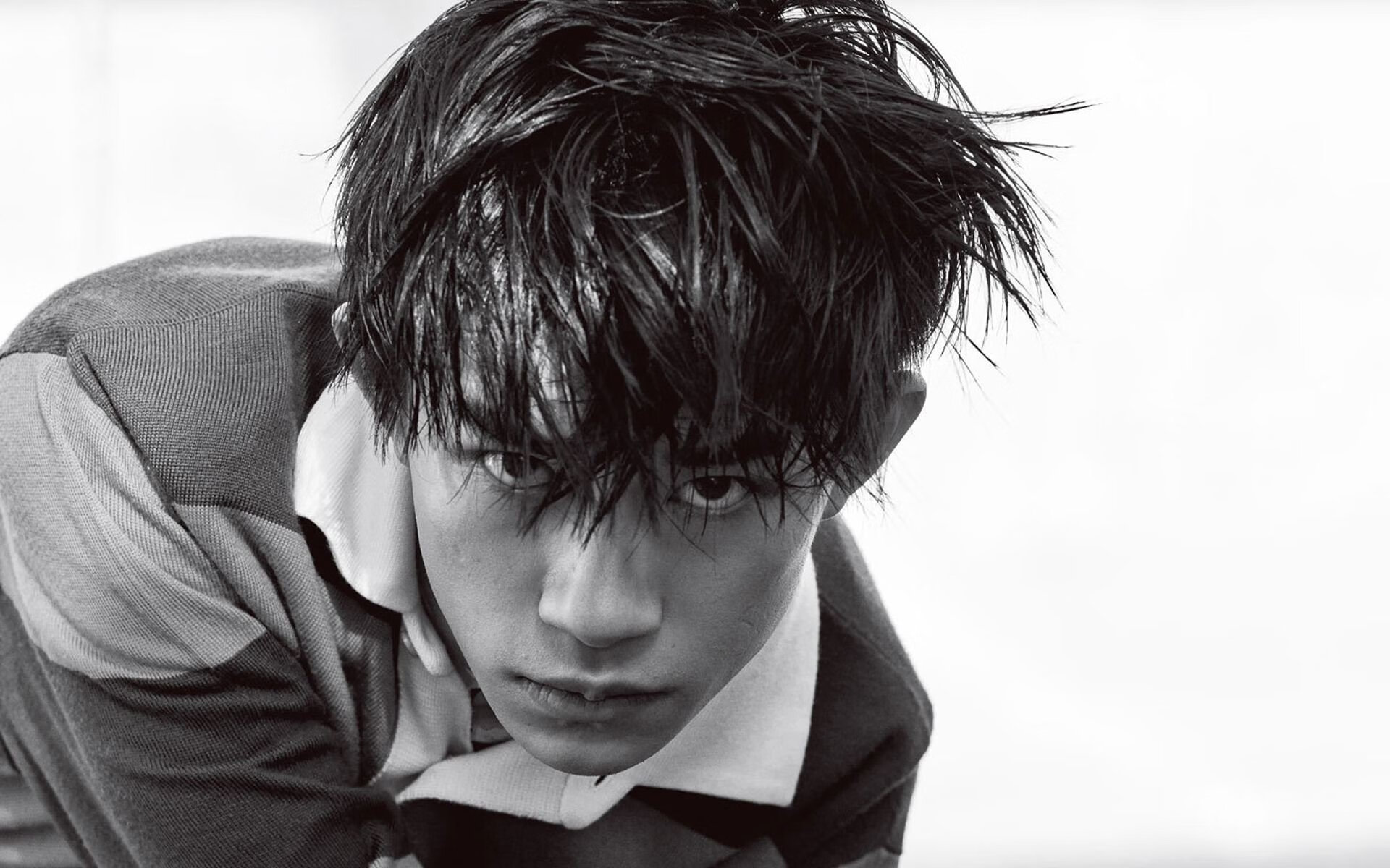 橙色郁金香的致命一击，苏亚雷斯终场绝杀，荷兰涉险斩落顽强伊朗